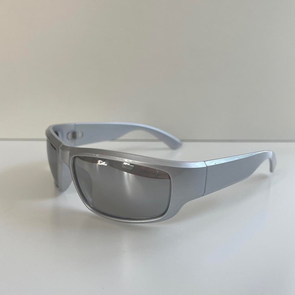 y2k 2000s vintage style chrome silver surfer  sunglasses